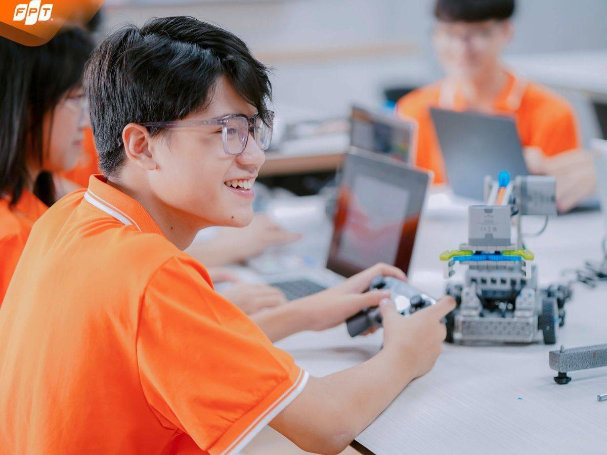 Lợi ích khi làm bài thi thử TOEIC online miễn phí