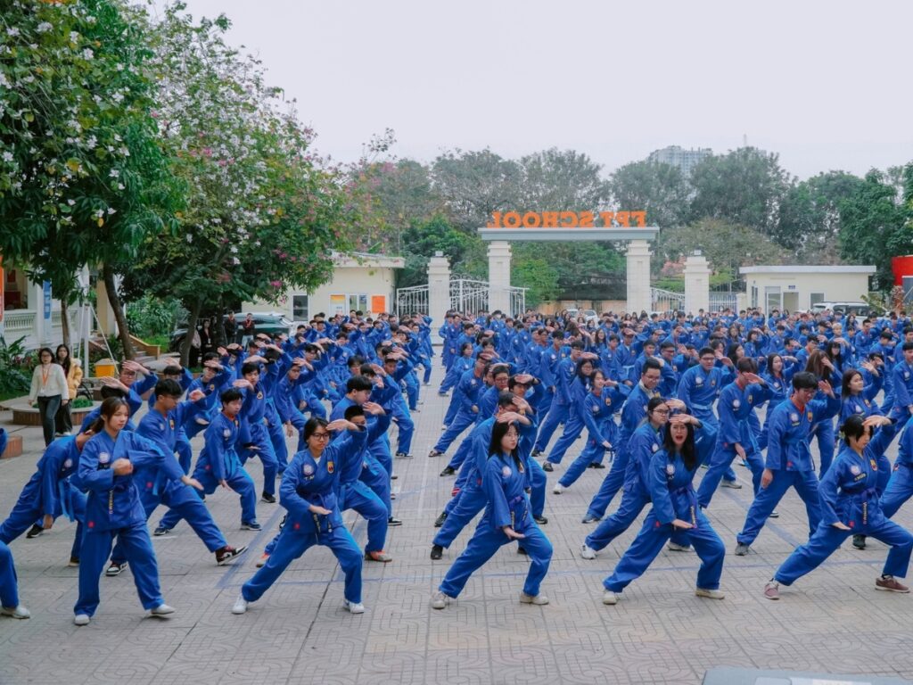 7 thói quen vàng giúp trẻ tự giác học tập chăm chỉ hằng ngày - FPT Education Rèn tính kiên trì và tinh thần trách nhiệm