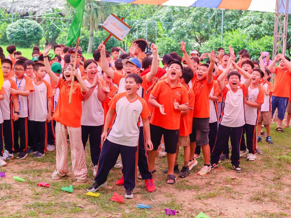 Sách/Flashcard  - Học tiếng Anh giao tiếp cho trẻ em