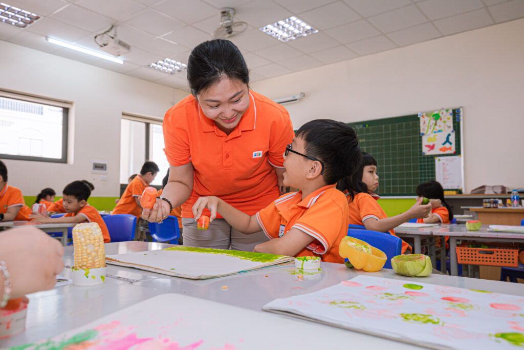 Tăng cường hoạt động thực tiễn và trải nghiệm cho học sinh