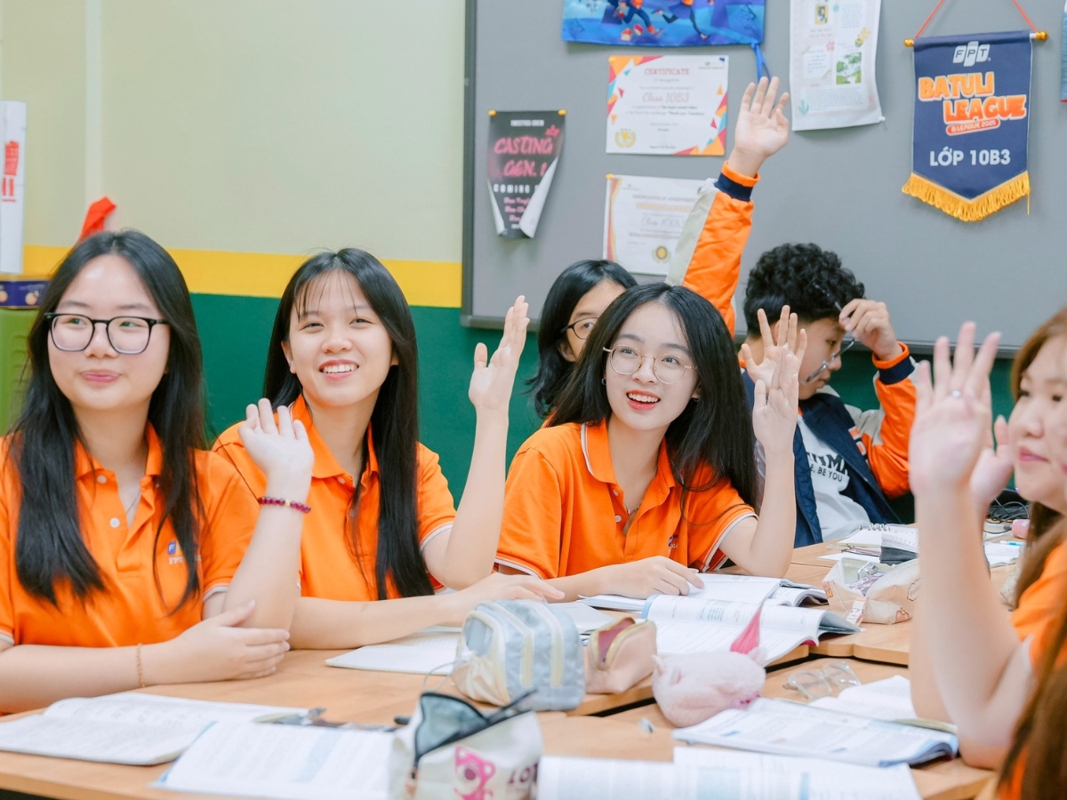 Tập phân tích thông tin từ nhiều nguồn - Kỹ năng tư duy phản biện