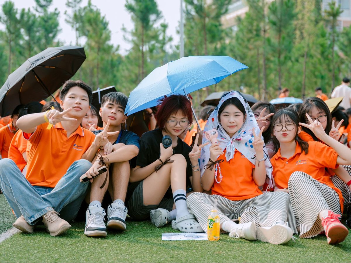 Tự đánh giá, nhận phản hồi và cải thiện liên tục - kỹ năng lãnh đạo là gì