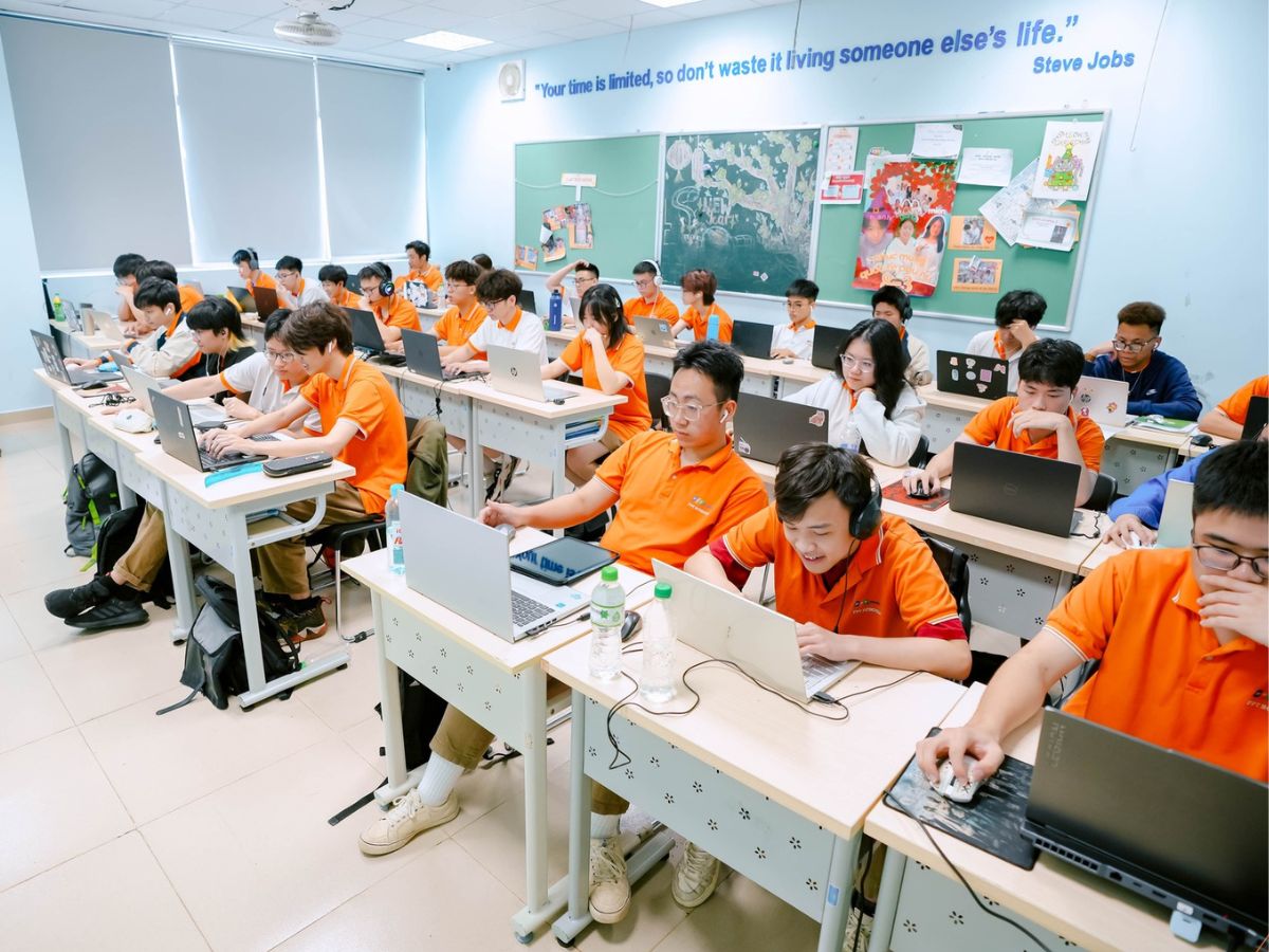 Vì sao hình thức thi online ngày càng phổ biến - Chứng chỉ mos online