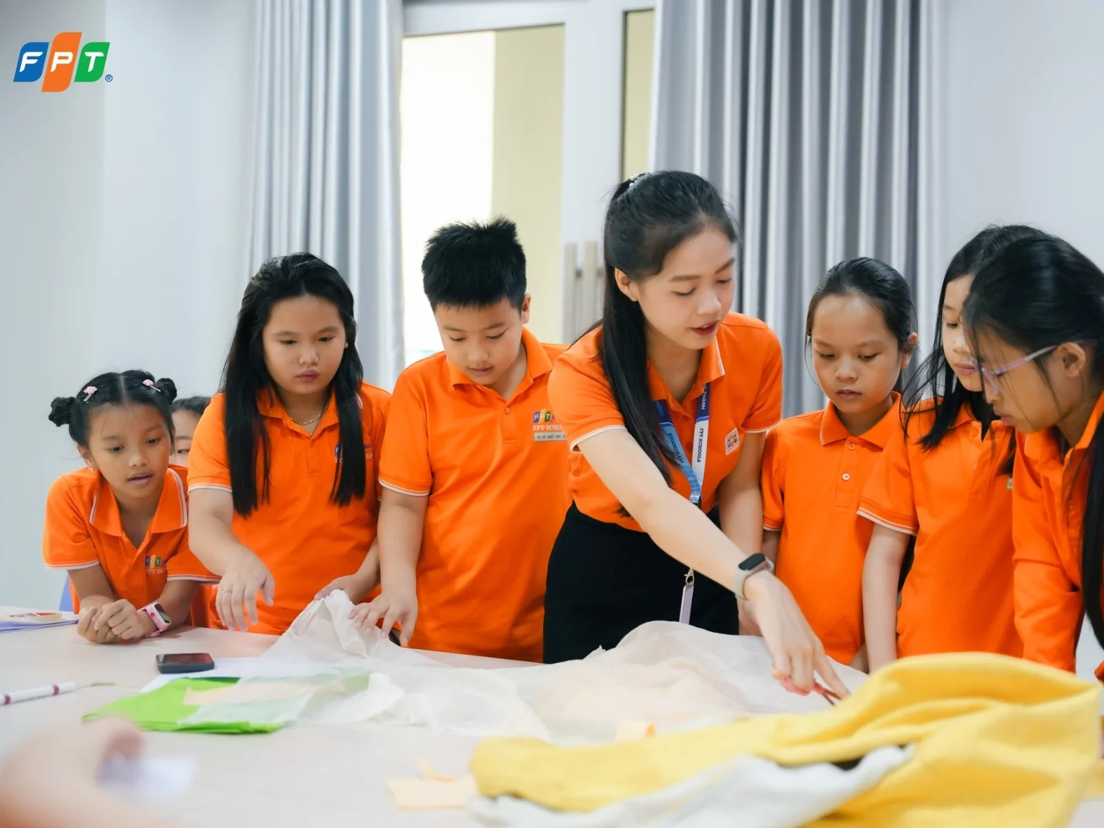 Nâng cao nhận thức và giáo dục kỹ năng sống cho học sinh