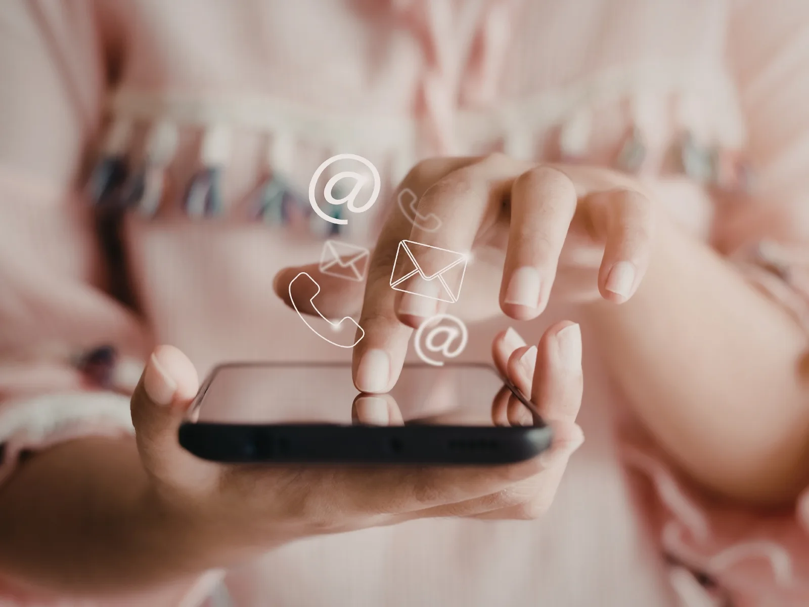 Bắt Nạt Trực Tuyến Là Gì? 10 Biện Pháp Đơn Giản Giúp Ngăn Chặn Hành Vi Này - FPT Education Bắt Nạt Trực Tuyến Là Gì? 10 Biện Pháp Đơn Giản Giúp Ngăn Chặn Hành Vi Này