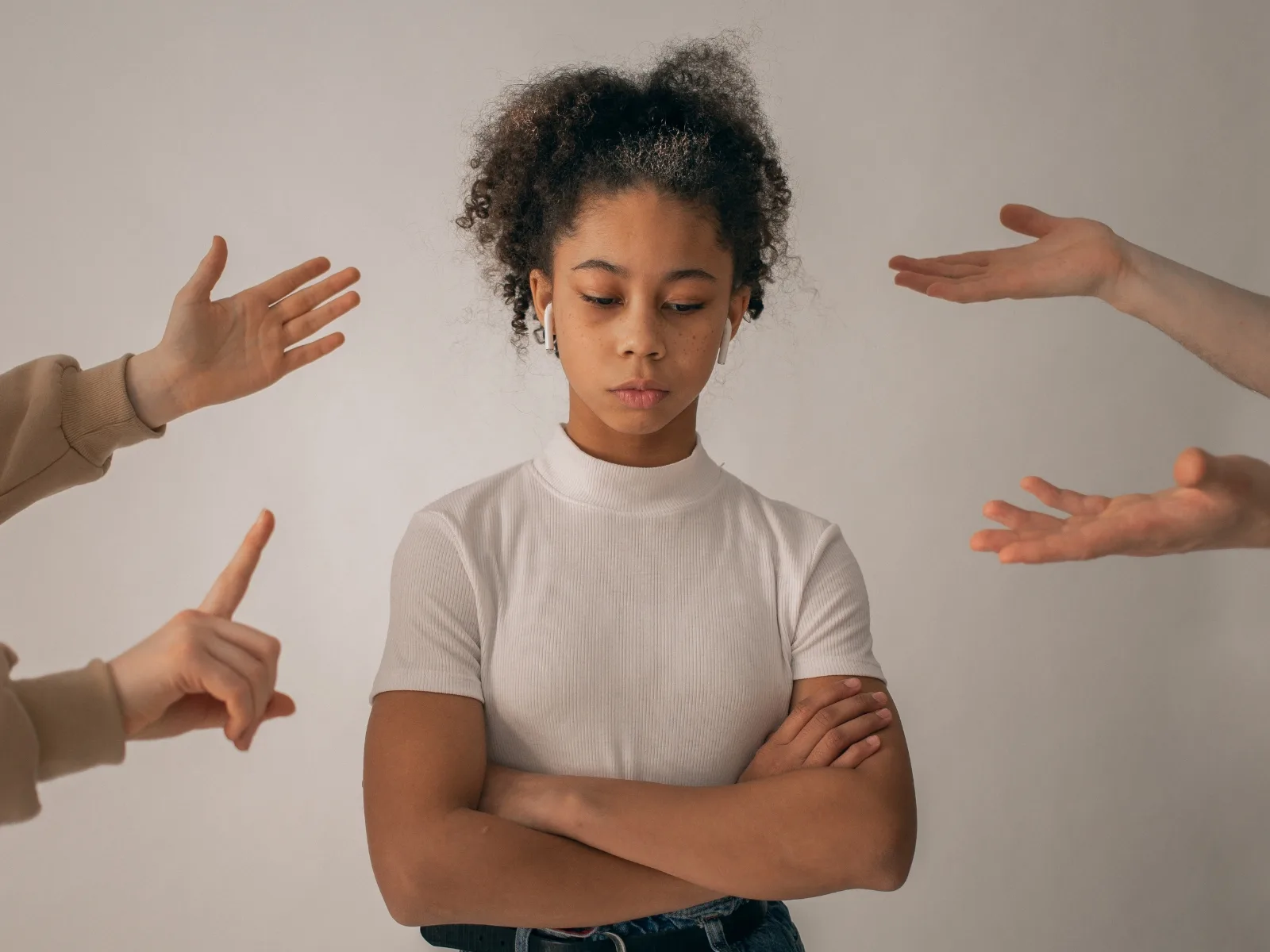 Các Hình Thức Bạo Lực Mạng Phổ Biến Và Cách Phòng Tránh Hiệu Quả Để Bảo Vệ Bản Thân