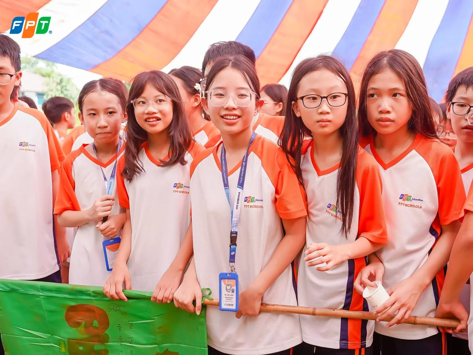 Kỹ năng giao tiếp - các kỹ năng cần thiết khi làm việc nhóm