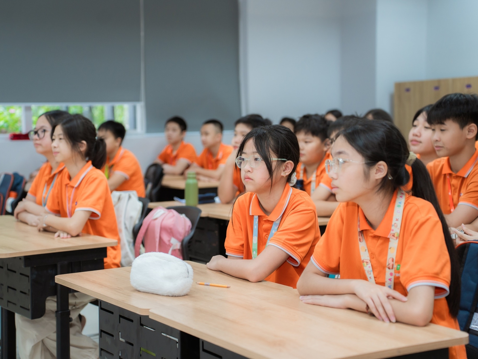 10 cách dạy trẻ tăng động giúp con bình tĩnh, tập trung và phát triển tích cực - FPT Education Đồng hành cùng con thay vì ép buộc