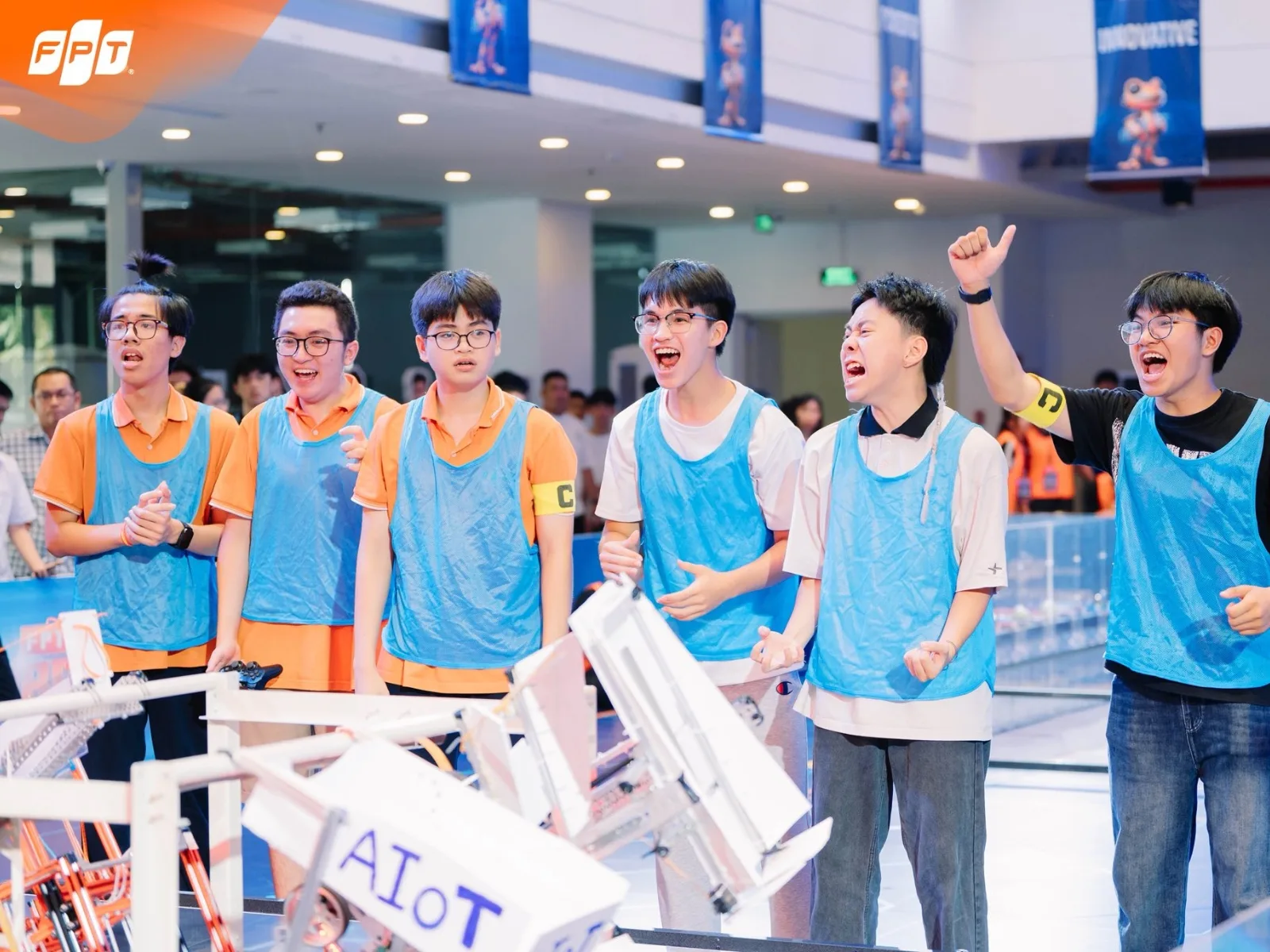 Cách Giúp Con Cân Bằng Học Và Chơi Hiệu Quả - FPT Education Cách Giúp Con Cân Bằng Học Và Chơi Hiệu Quả