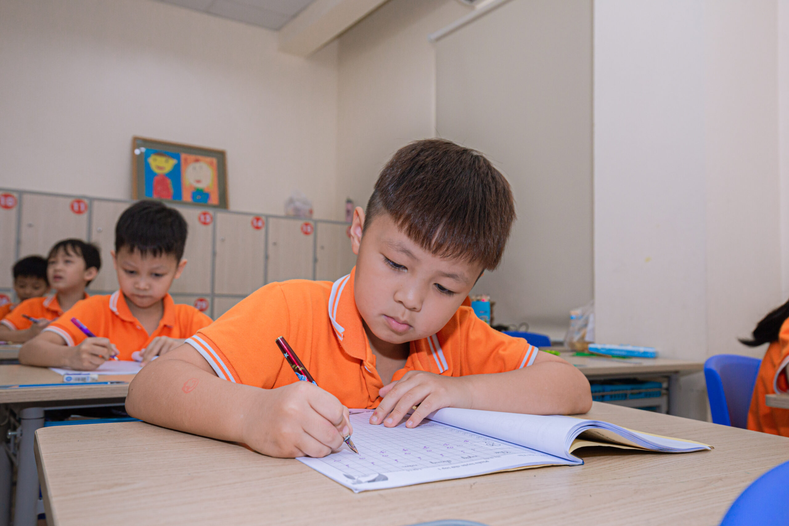 Cách Giúp Con Tự Lập - Bí Quyết Nuôi Dưỡng Tương Lai Trẻ 