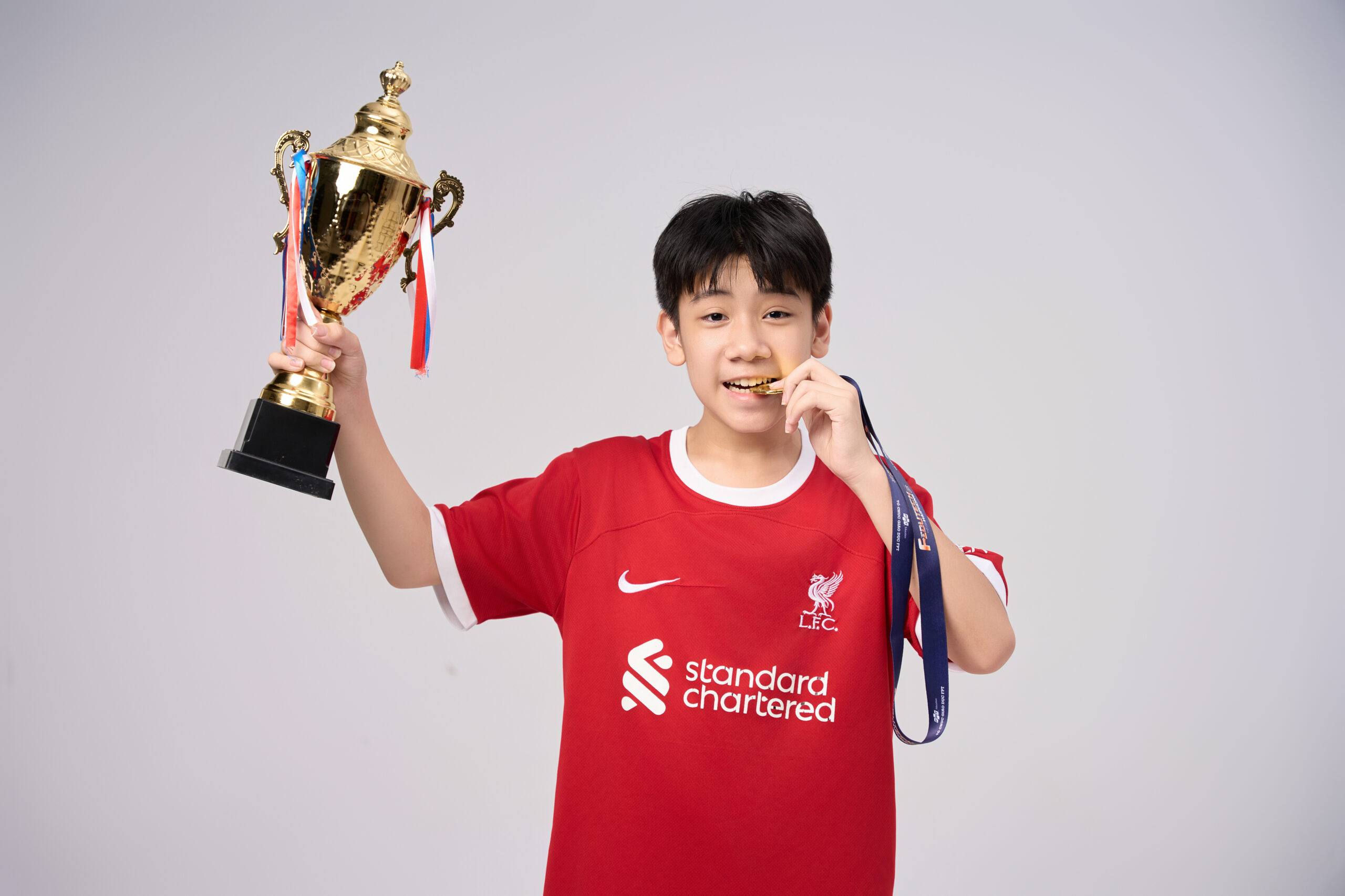 Cách Giúp Con Tự Lập - Bí Quyết Nuôi Dưỡng Tương Lai Trẻ 