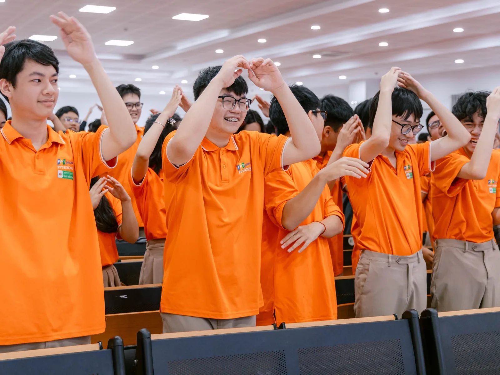 Cách làm bài thi môn hóa 9 đạt điểm cao mà không học tủ - FPT Education Cách làm bài thi môn Hóa 9 đạt điểm cao