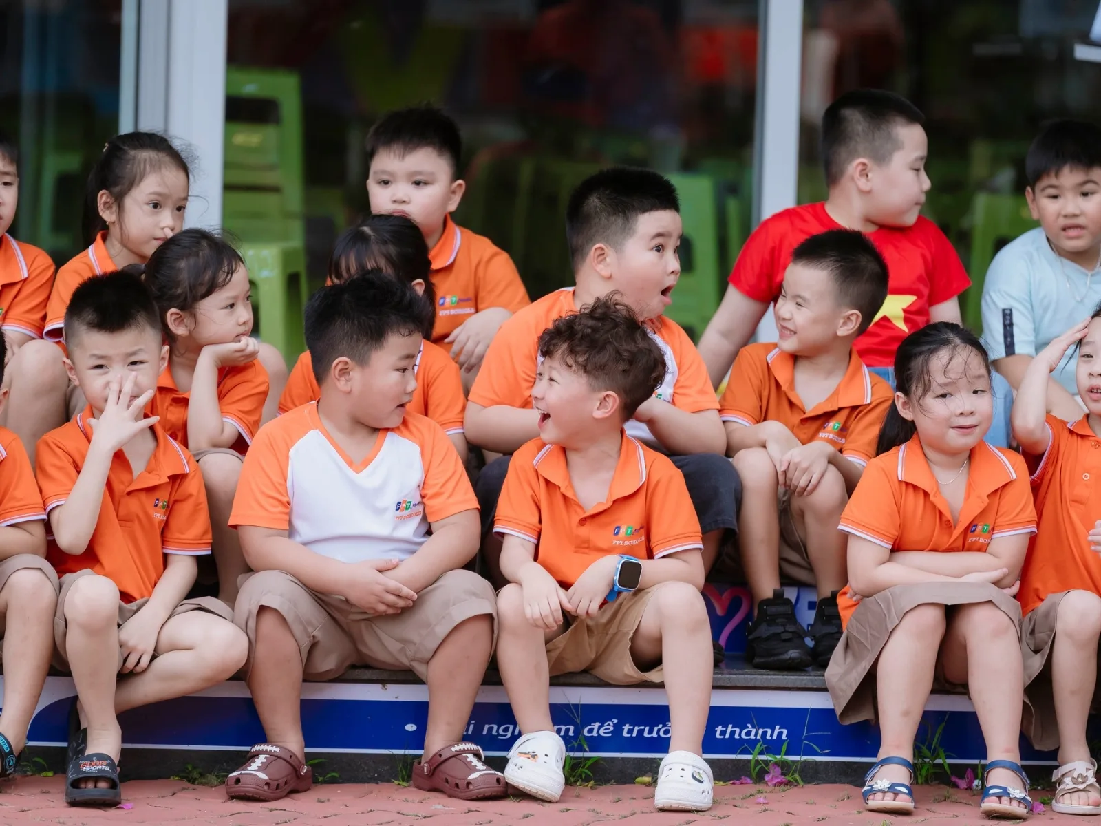 7 cách phòng tránh bạo lực học đường hiệu quả cho học sinh - FPT Education cách phòng tránh bạo lực học đường hiệu quả cho học sinh