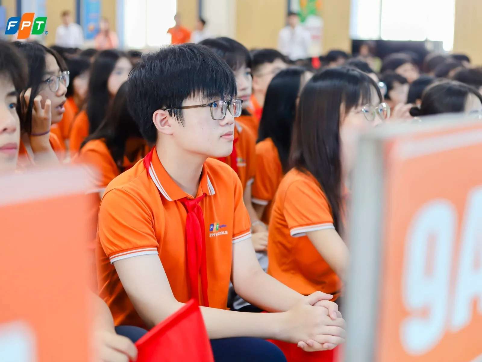 Chứng chỉ SAT là gì? Tấm vé vàng chinh phục du học Mỹ | FPT Schools