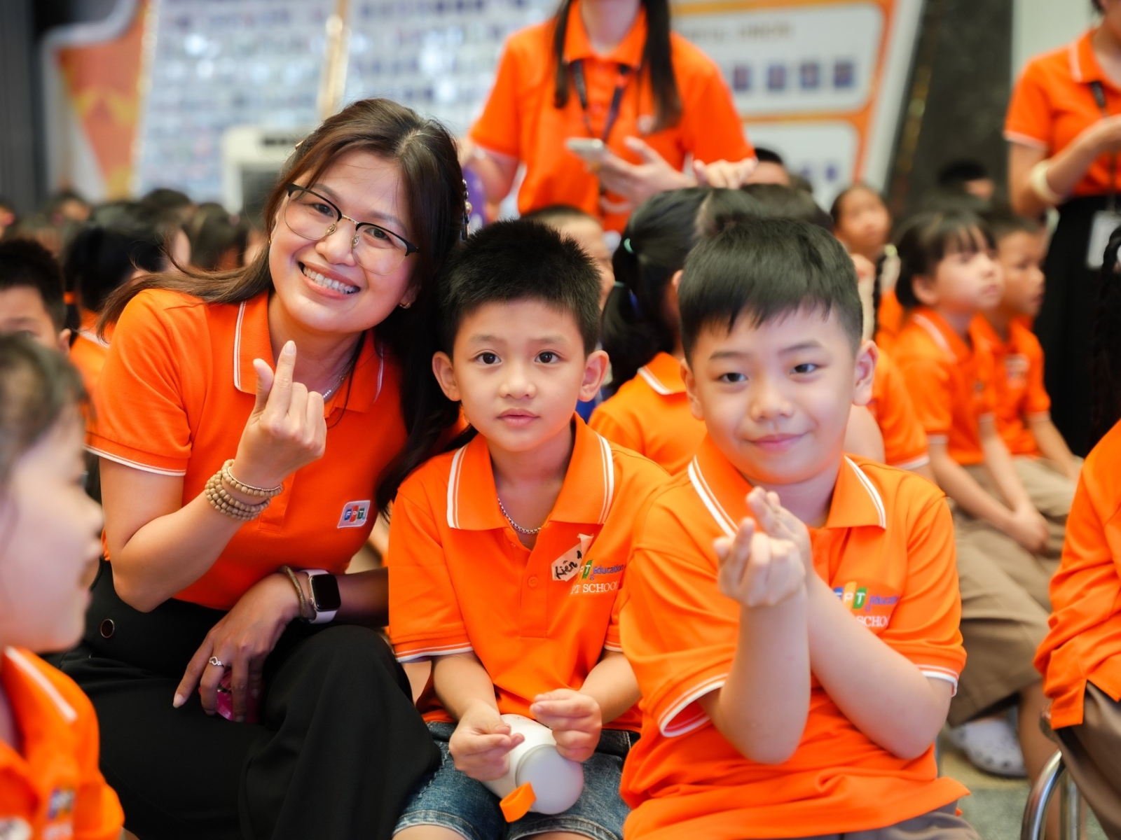 Lợi ích của chương trình tích hợp tiểu học là gì?