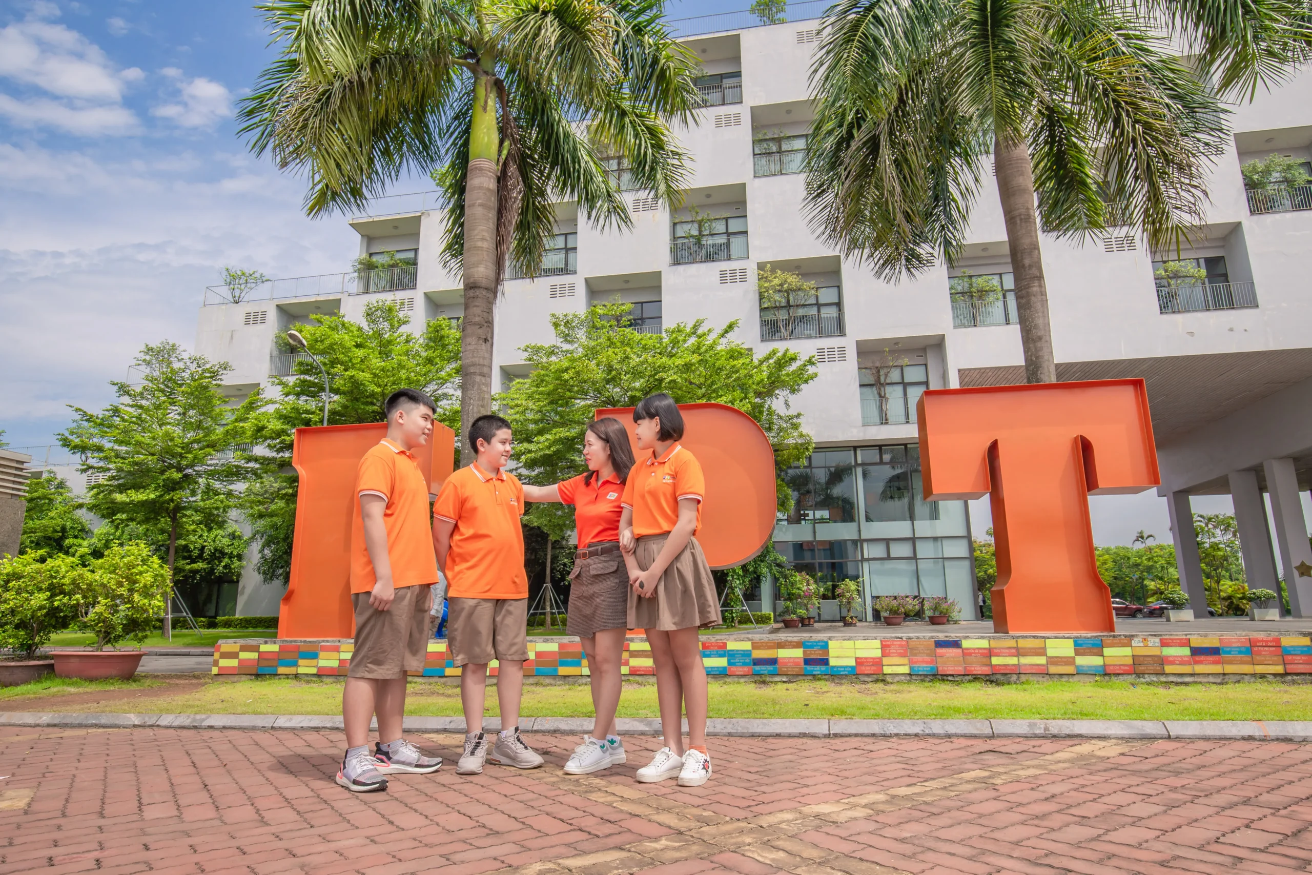 dạy con tuổi dậy thì