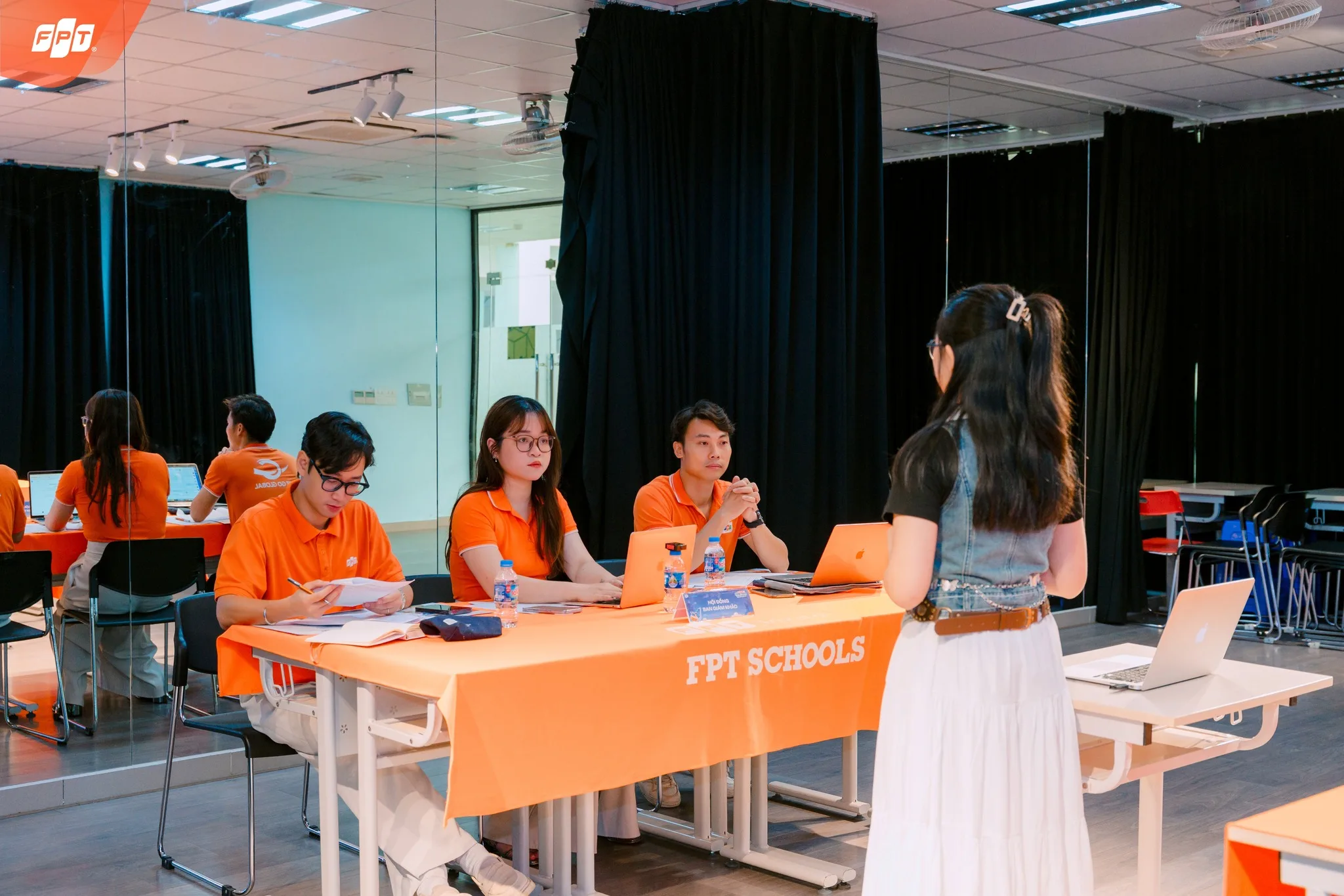 Giáo dục giới tính là gì? Tầm quan trọng của giáo dục giới tính ở trẻ - FPT Education giáo dục giới tính