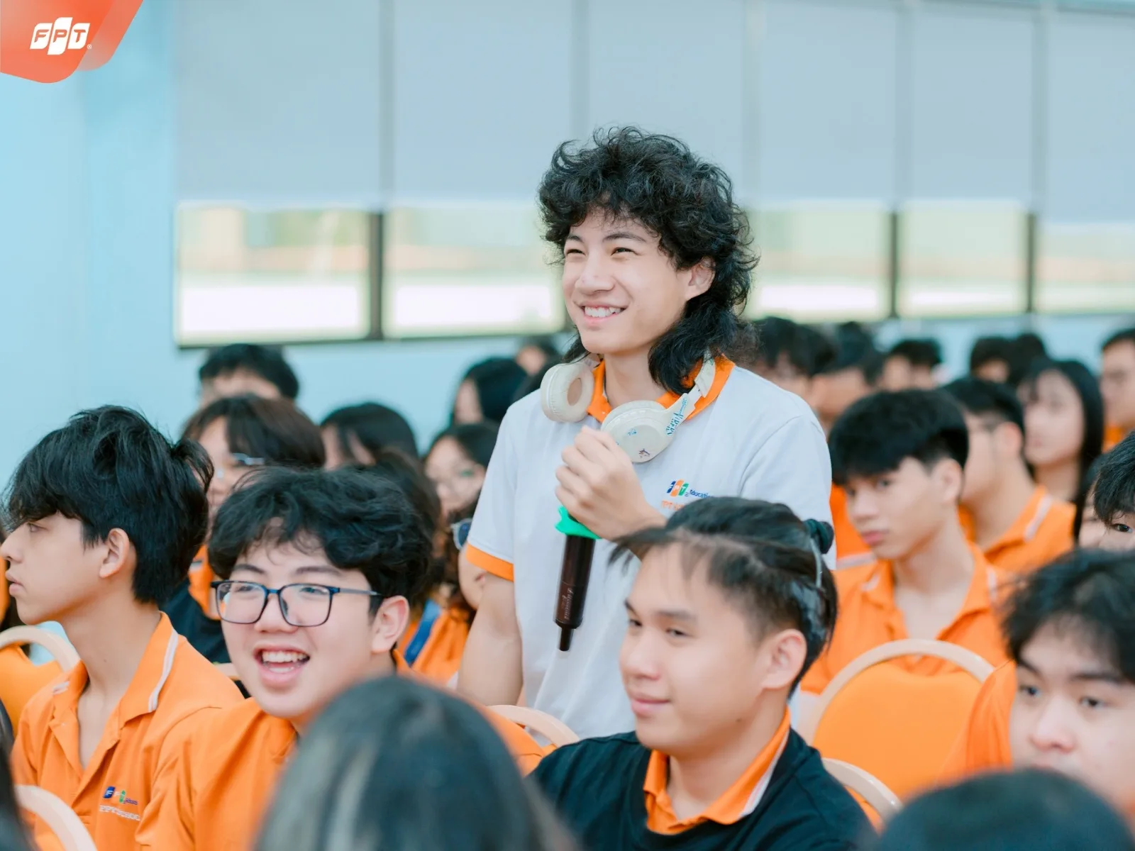 Khối B có những môn gì? Những nghành học và cơ hội việc làm cho sinh viên | FPT Schools