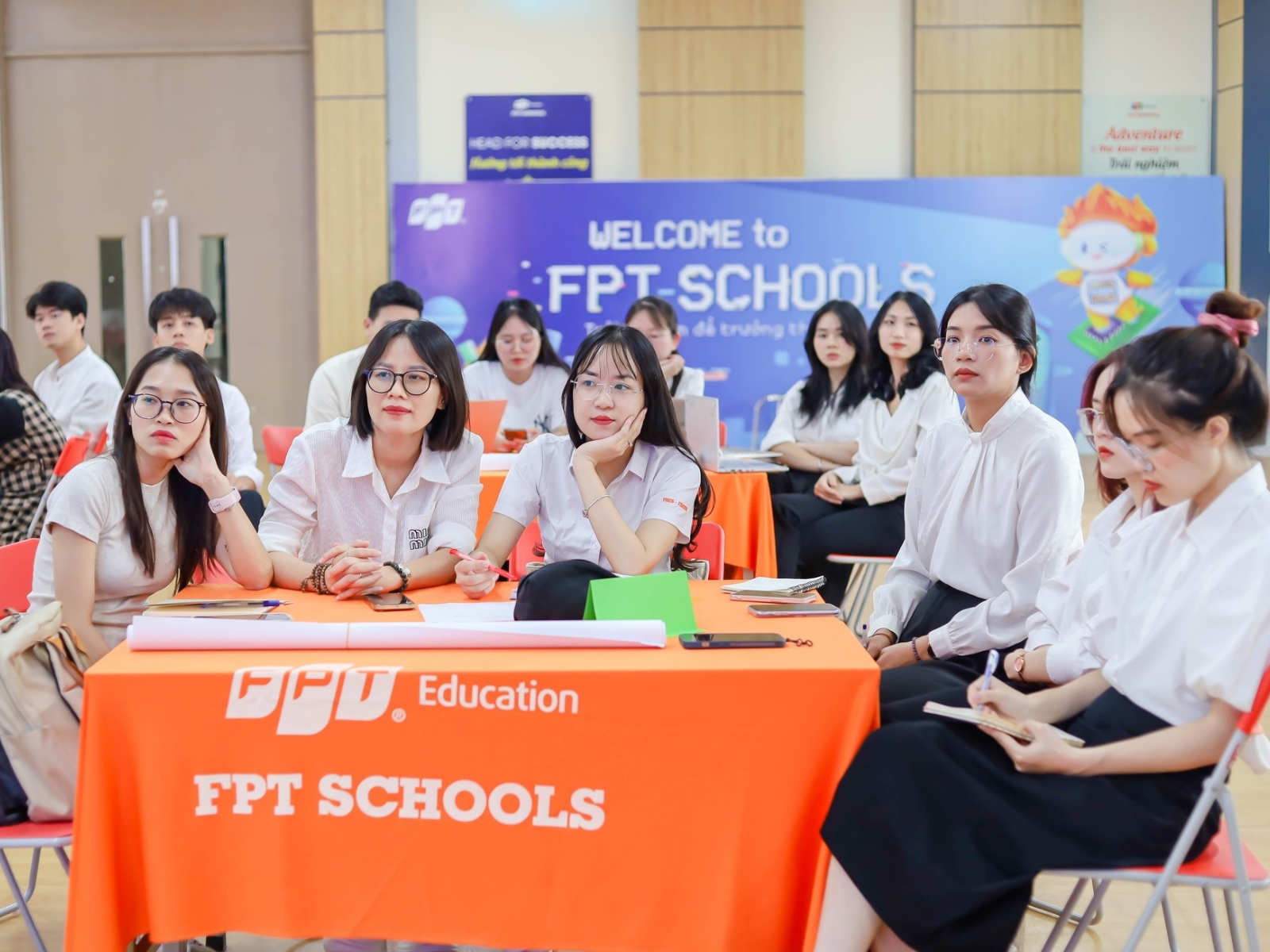 Có khả năng kiểm soát cảm xúc tốt