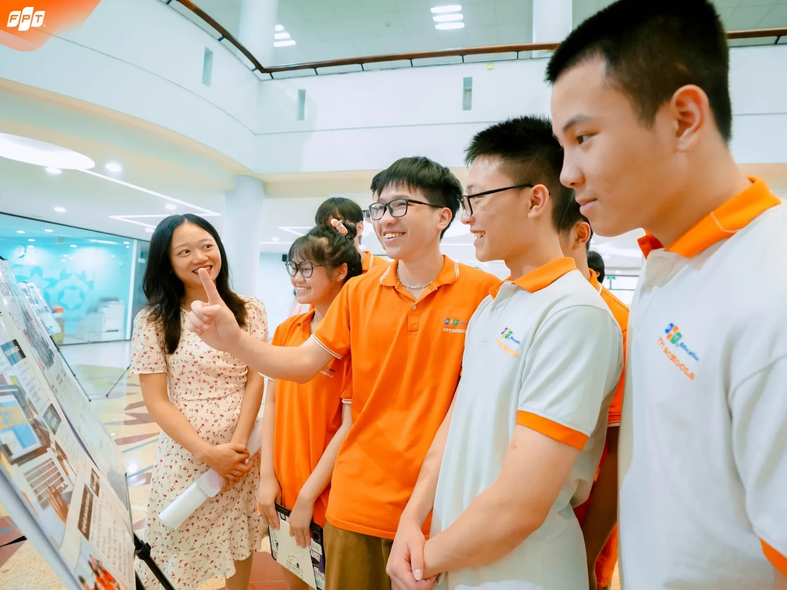 Kỹ năng lãnh đạo là gì? Tố chất của người lãnh đạo giỏi | FPT Schools