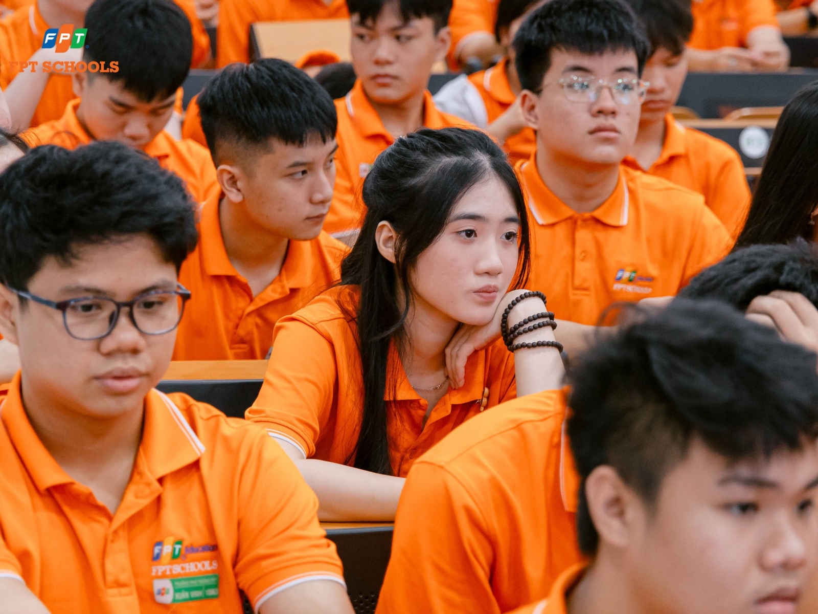 Biểu hiện của người sống liêm chính là gì?