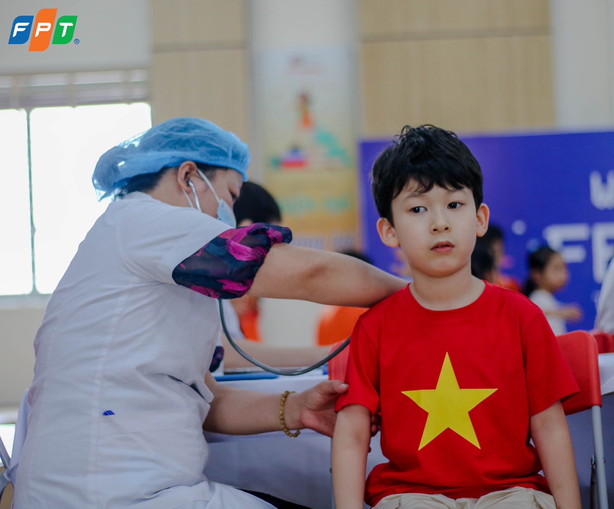 Khám Phá 7 Lợi Ích Của Việc Cho Trẻ Học Bơi Giúp Con Khỏe Mạnh Và Tự Tin Hơn Mỗi Ngày - FPT Education Khám Phá 7 Lợi Ích Của Việc Cho Trẻ Học Bơi Giúp Con Khỏe Mạnh Và Tự Tin Hơn Mỗi Ngày