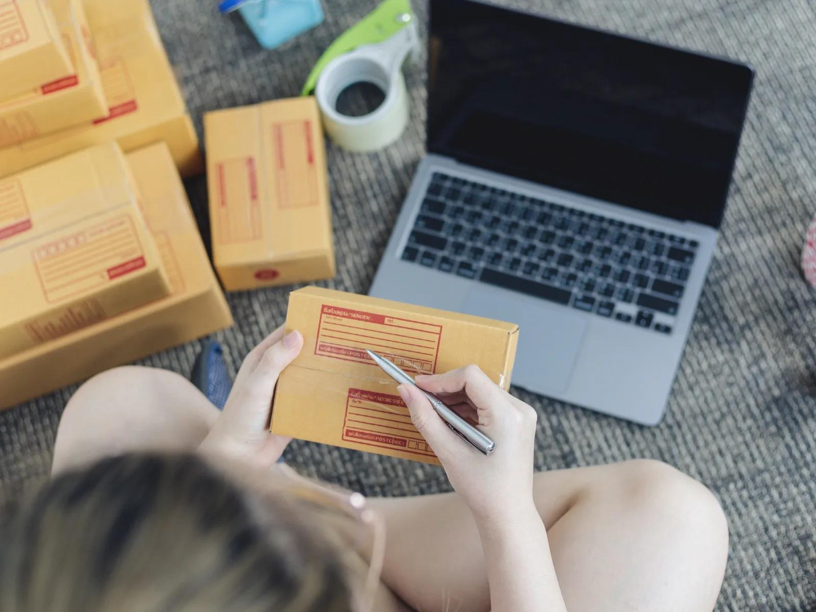 Lừa Đảo Bán Hàng Qua Mạng Và Cách Nhận Biết Để Mua Sắm An Toàn