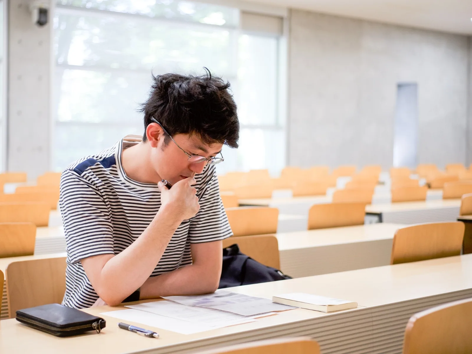 Nam bao nhiêu tuổi hết tuổi dậy thì? Giải đáp chi tiết về giai đoạn phát triển thể chất - FPT Education Thời điểm kết thúc giai đoạn dậy thì của nam giới