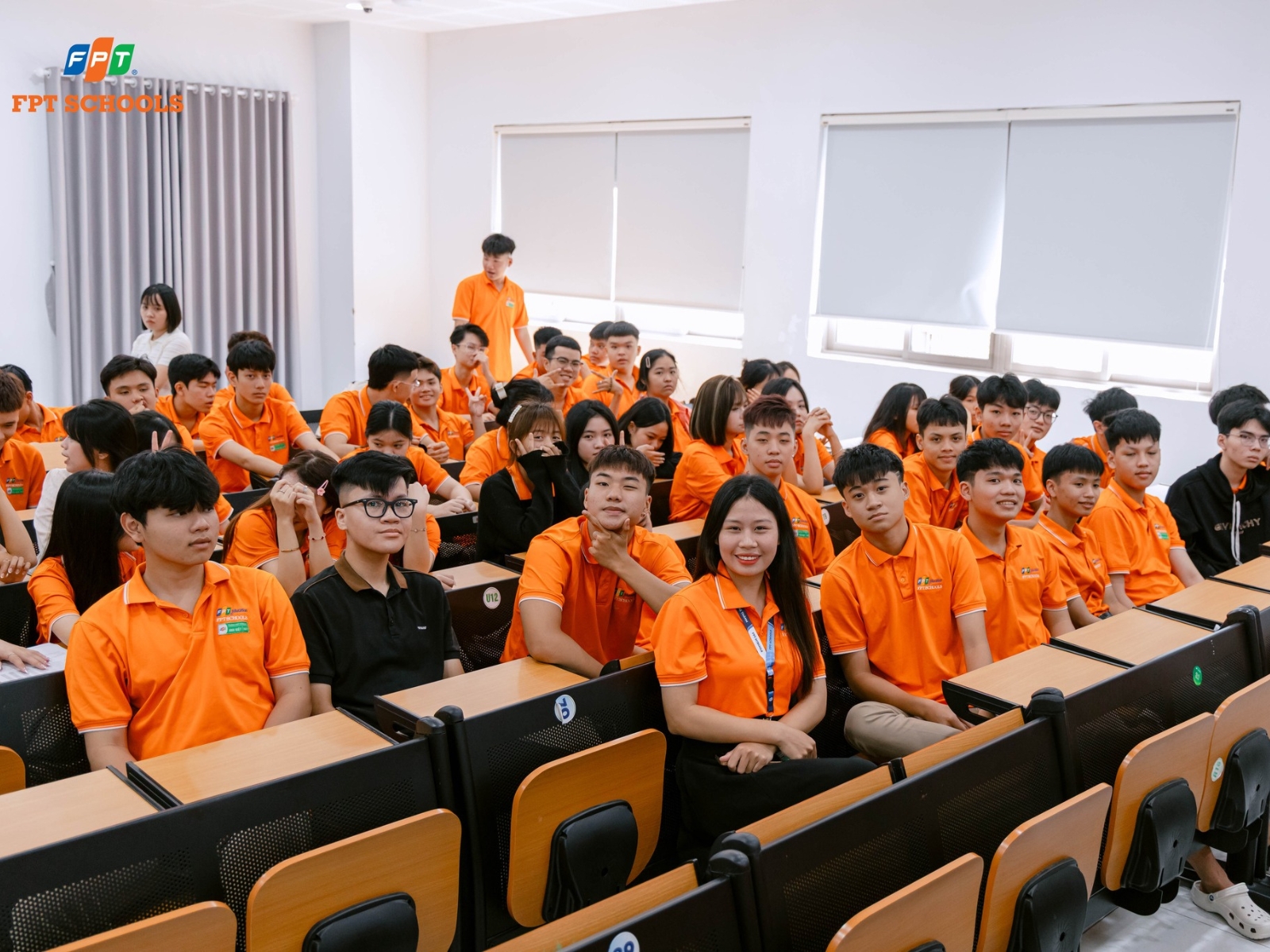 Tốt nghiệp ngành công nghệ phần mềm ra làm gì? Cơ hội việc làm hấp dẫn 2025 - FPT Education Quản lý dự án CNTT (IT Project Manager)