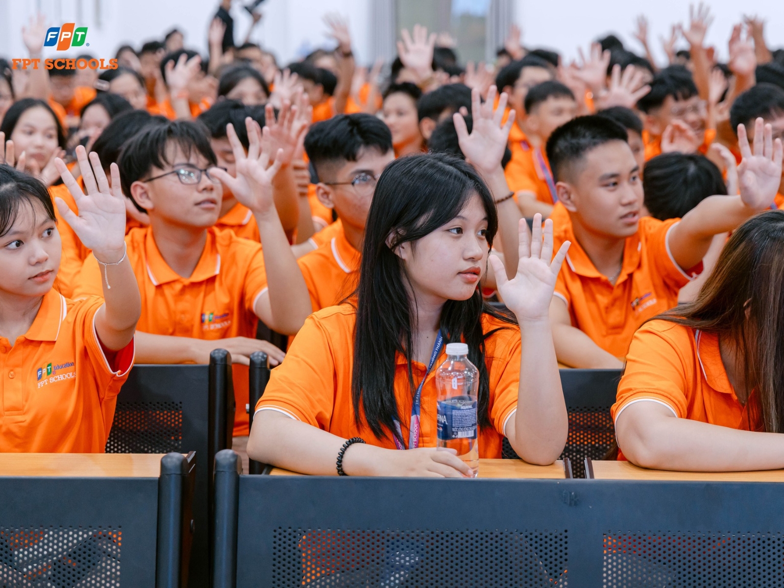 Tốt nghiệp ngành công nghệ phần mềm ra làm gì? Cơ hội việc làm hấp dẫn 2025 - FPT Education Chuyên viên quản lý sản phẩm (Product Manager / Product Owner)