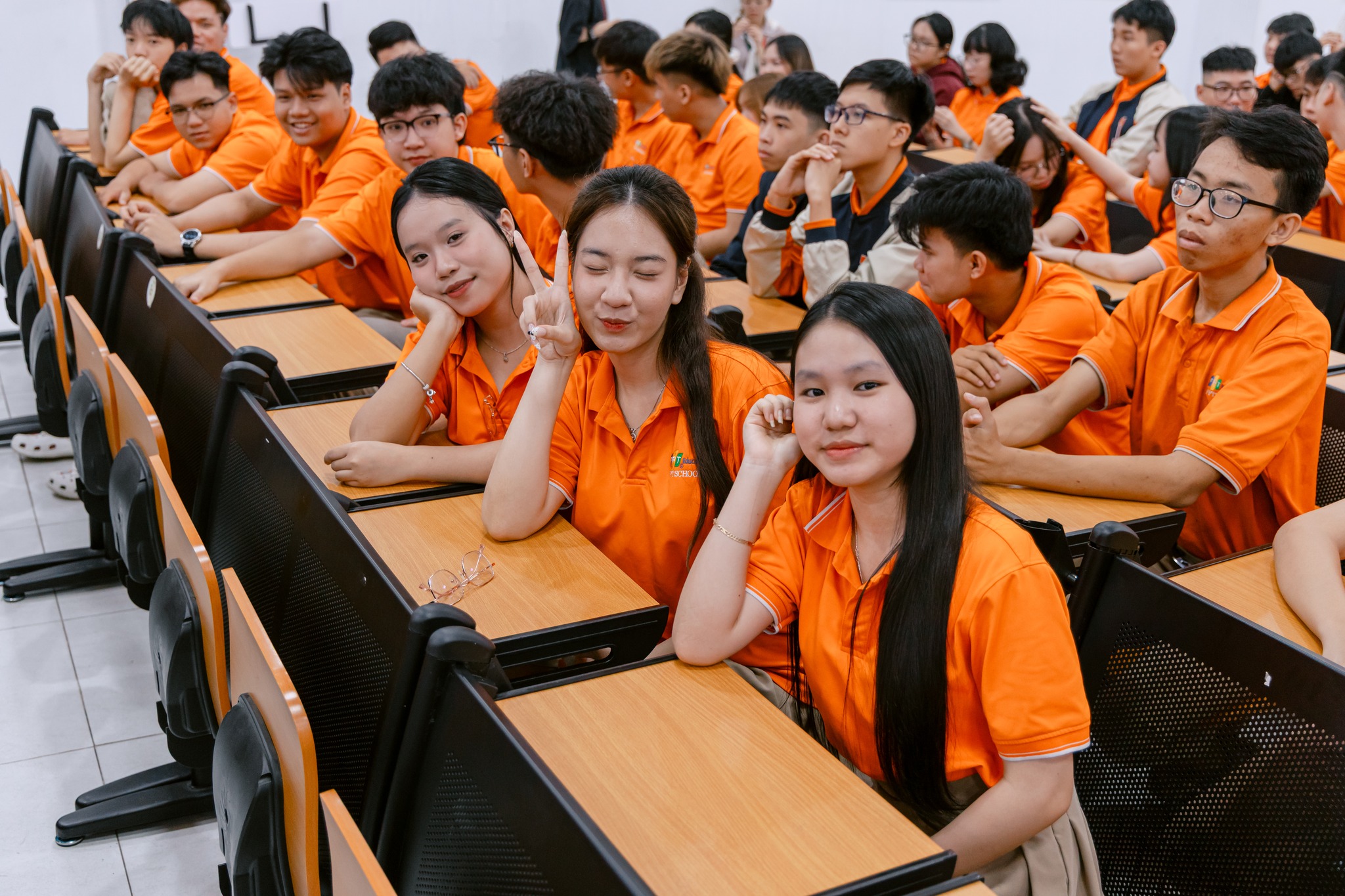 Ngành Ngôn Ngữ Anh Thi Khối Nào? Lợi Ích Của Việc Lựa Chọn Ngôn Ngữ Anh