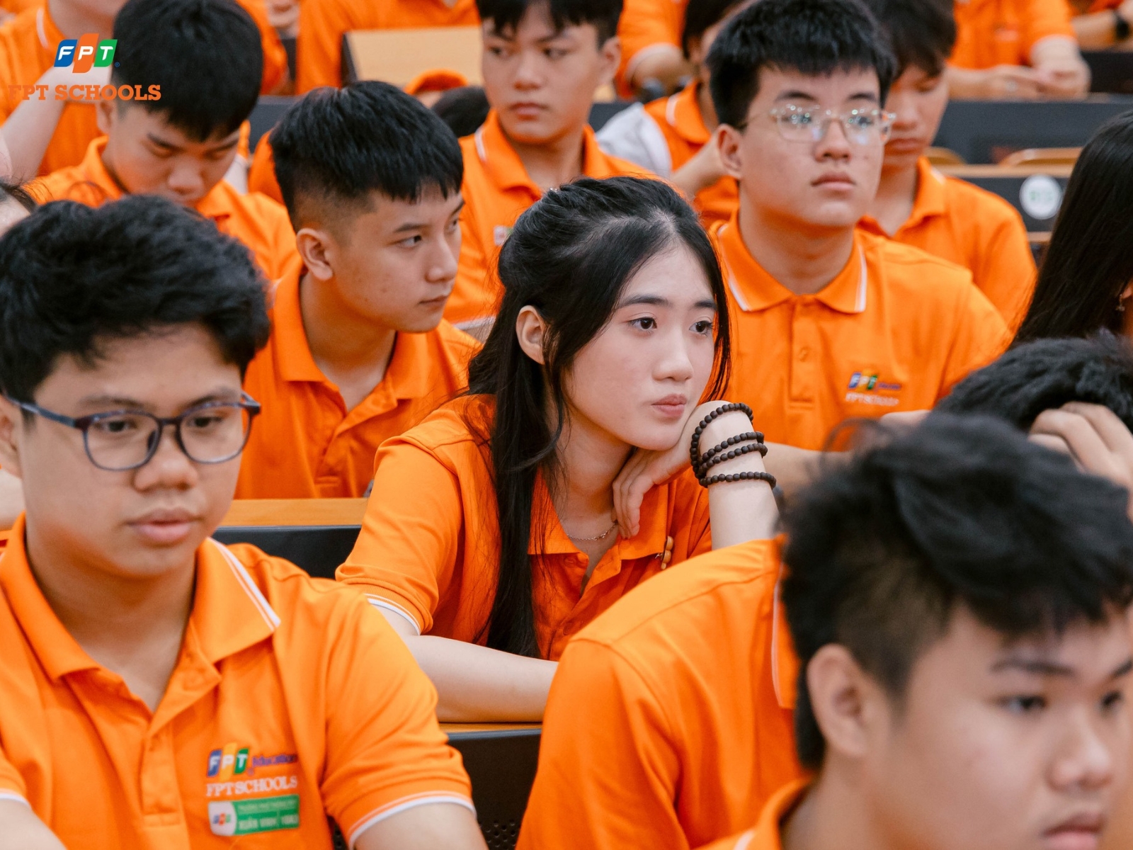 7 nguyên nhân gây mất tập trung - Hiểu đúng để cải thiện hiệu quả học tập và làm việc - FPT Education Tổng hợp 7 nguyên nhân gây mất tập trung phổ biến nhất