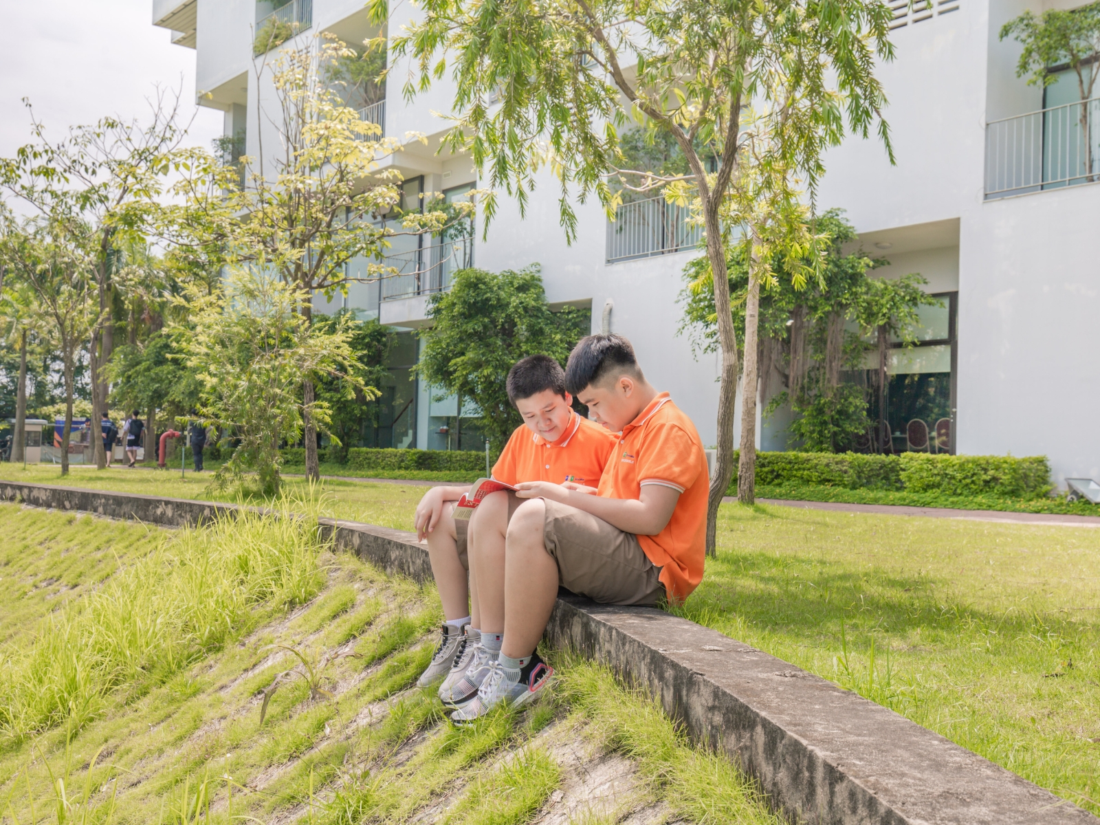 Tiếng Việt, văn Việt, người Việt - Nghiên cứu tiếng Việt