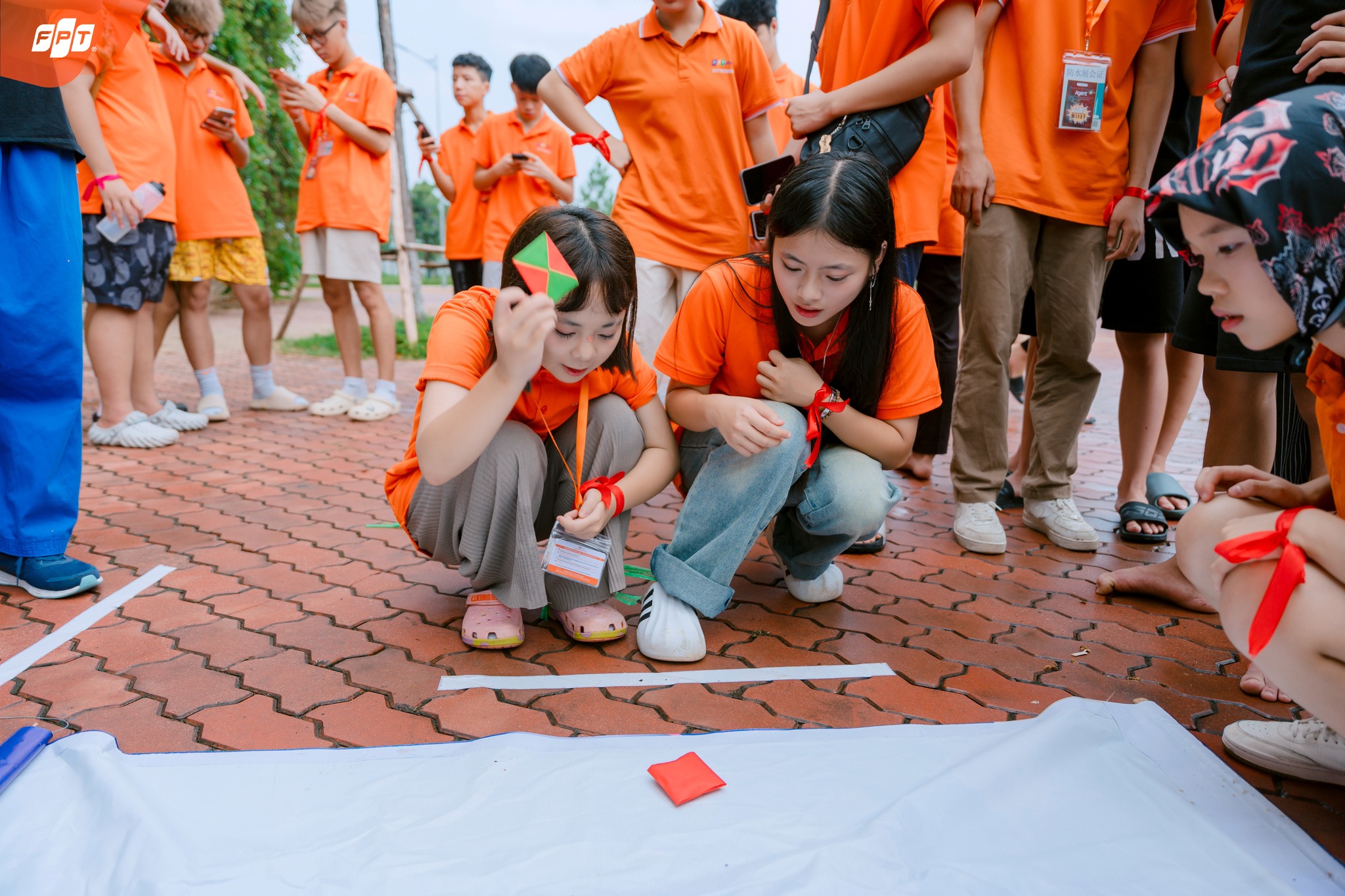 Lợi Ích Vượt Trội Của Phương Pháp Montessori Trong Phát Triển Toàn Diện Cho Trẻ - FPT Education Lợi Ích Vượt Trội Của Phương Pháp Montessori Trong Phát Triển Toàn Diện Cho Trẻ