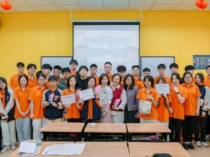 Mẹo thi Toeic online giúp tăng điểm Listening và Reading | FPT Schools