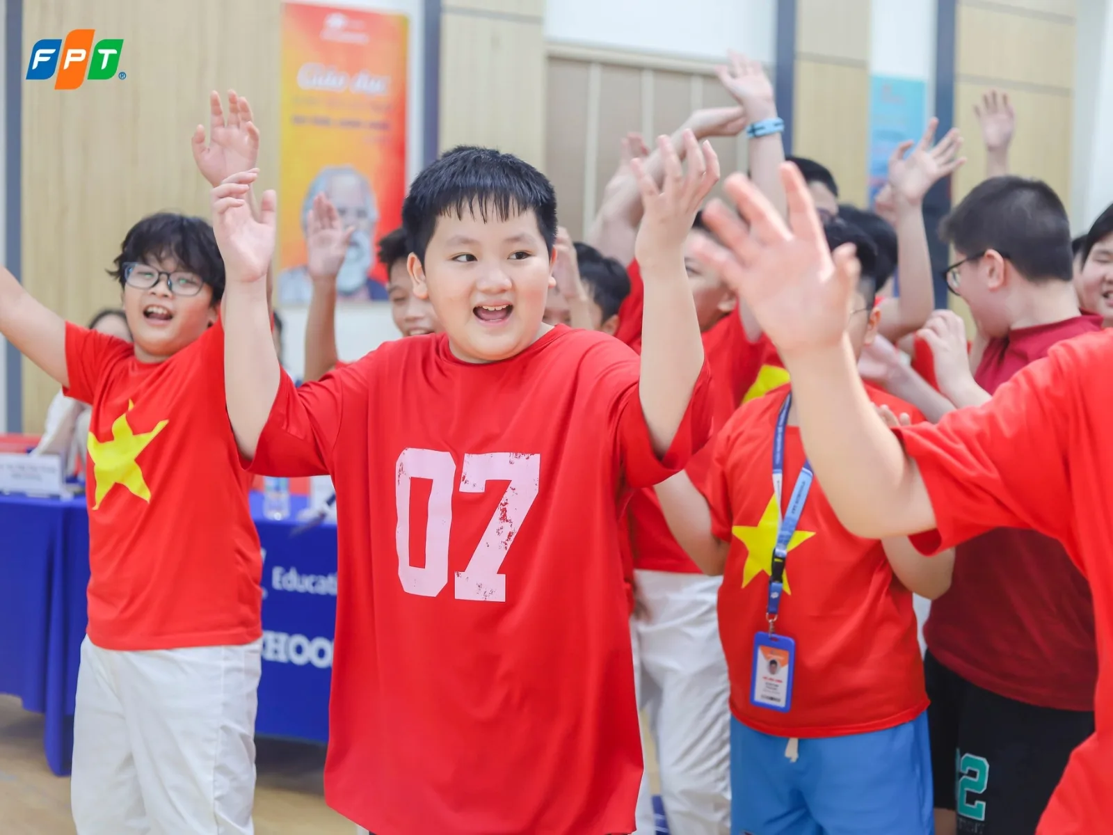 Thiếu tự tin là gì? Cách biến điểm yếu thành sức mạnh | FPT Schools