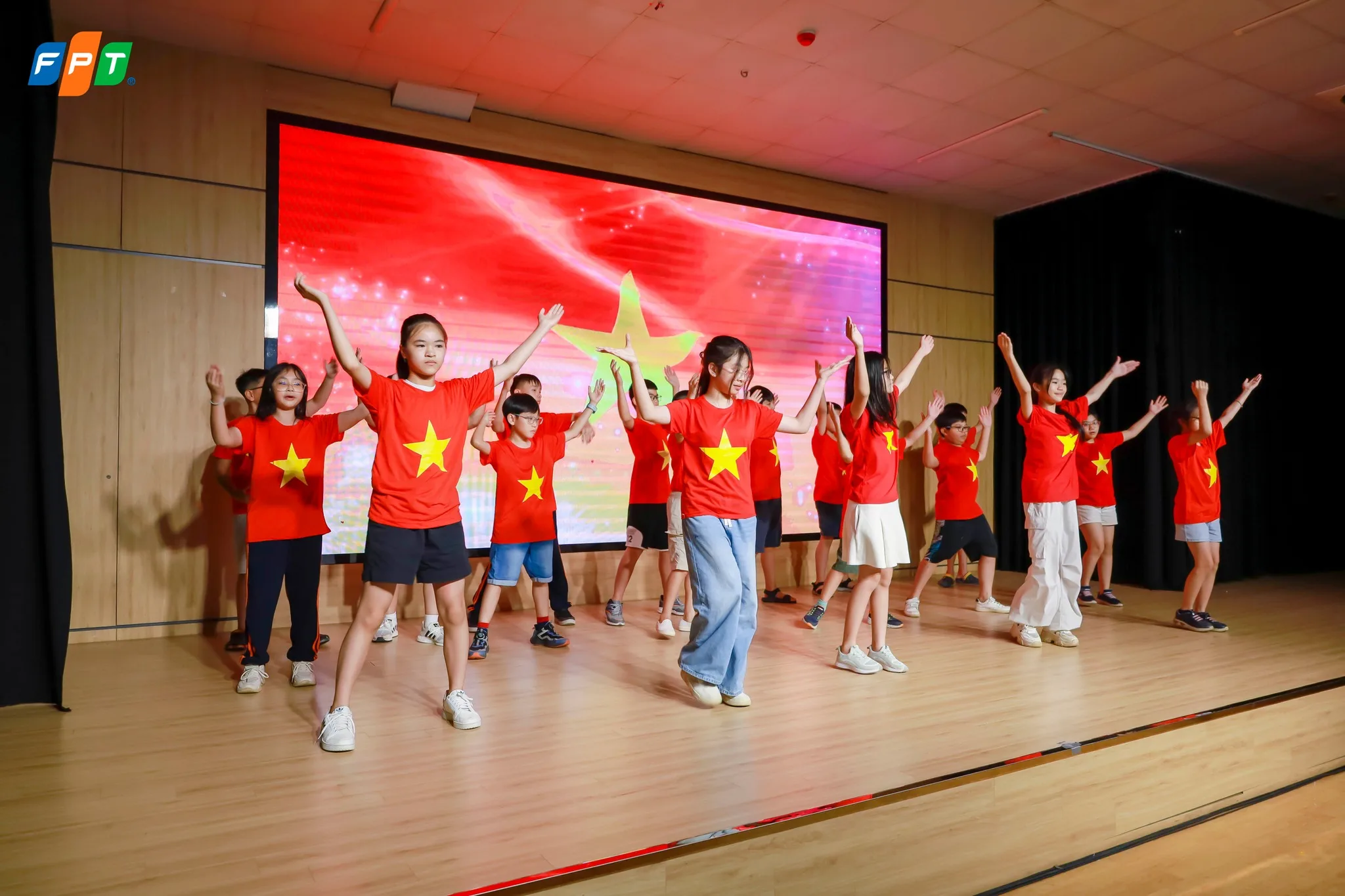Giao tiếp giữa cha mẹ và con cái