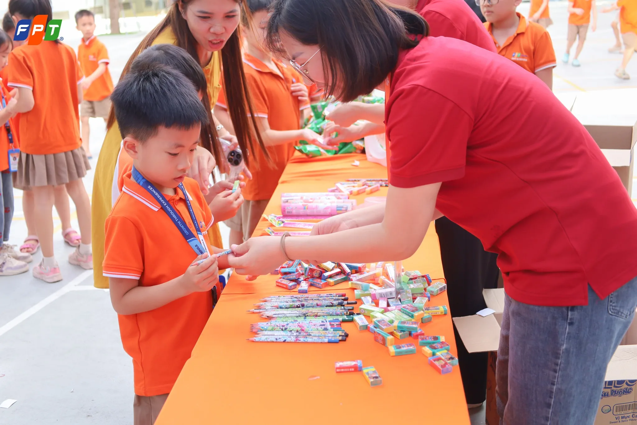 7 cách dạy học cho trẻ chậm phát triển hiệu quả và phù hợp từng giai đoạn - FPT Education cách dạy học cho trẻ chậm phát triển