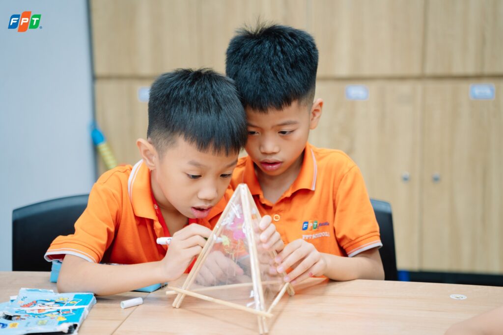 Cẩn trọng khi dùng thuốc tăng chiều cao tại nhà