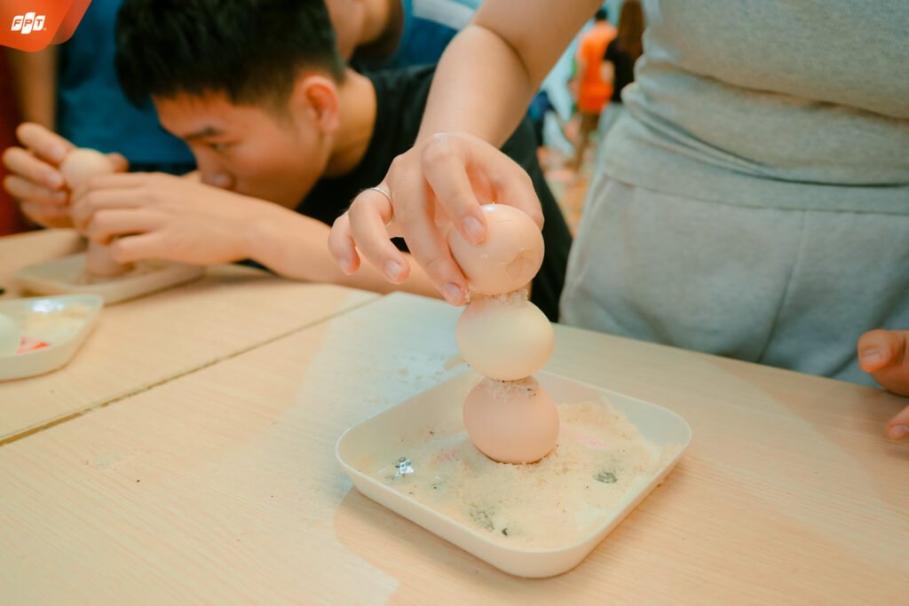 Cách rèn luyện lòng biết ơn từ những điều nhỏ nhất mỗi ngày - FPT Education Duy trì thói quen và kiên trì trong quá trình rèn luyện