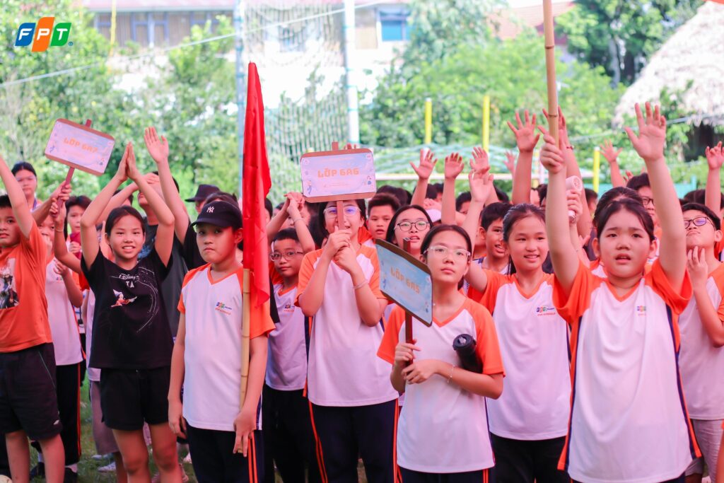 Khuyến khích trẻ tham gia các hoạt động ngoài trời