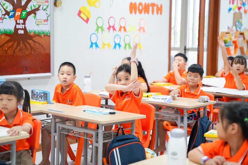 Khuyến khích trẻ thể hiện ý kiến và chia sẻ cảm xúc cá nhân