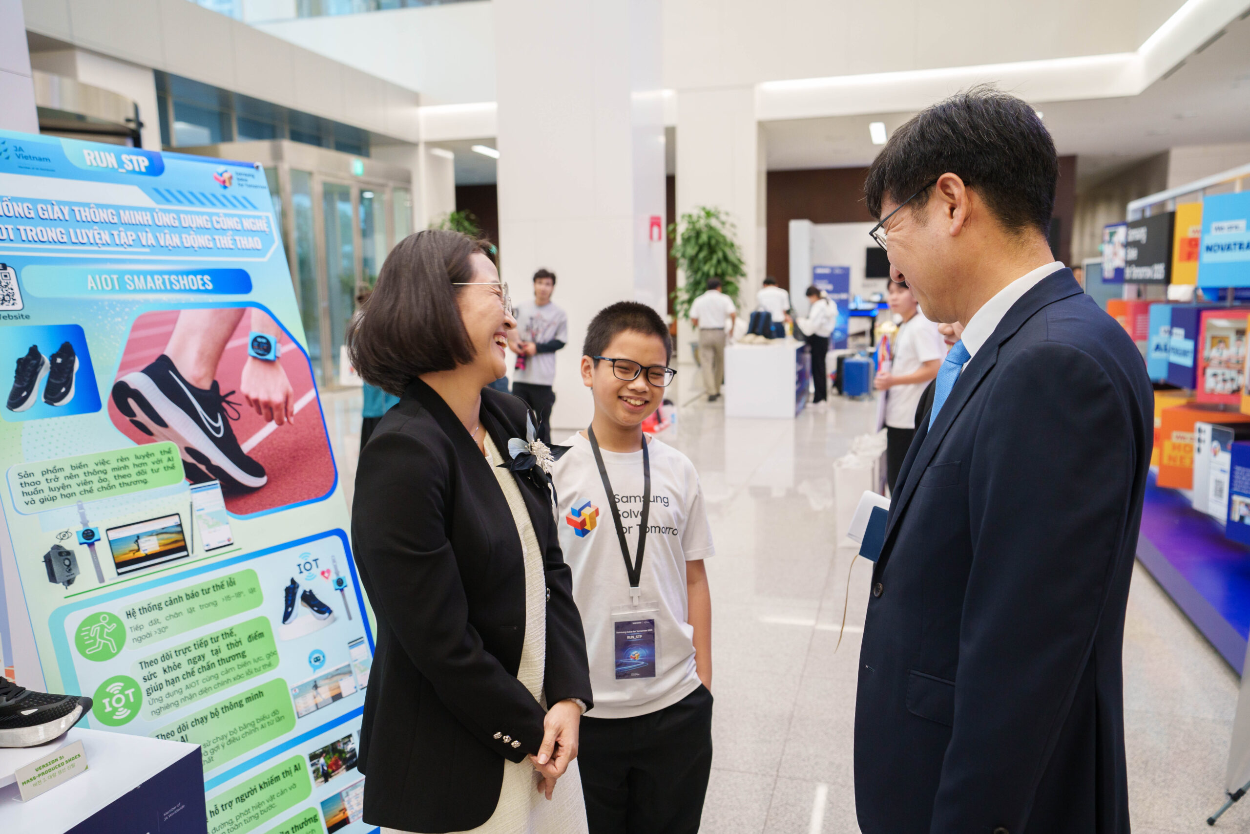 Giải Ba Samsung solve for tomorrow và khát vọng kiến tạo tương lai từ nền tảng giáo dục STEM tại FSchools  | FPT Schools