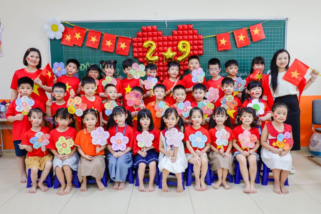 Top 5 yếu tố ảnh hưởng đến chiều cao của trẻ - FPT Education Theo dõi phát triển chiều cao và đưa ra các biện pháp phù hợp kịp thời