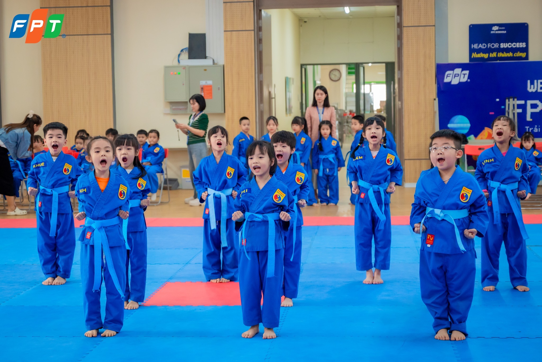 Hội thao Beyond Limits: Sắc xanh Vovinam bùng nổ tại FPT School Cầu Giấy