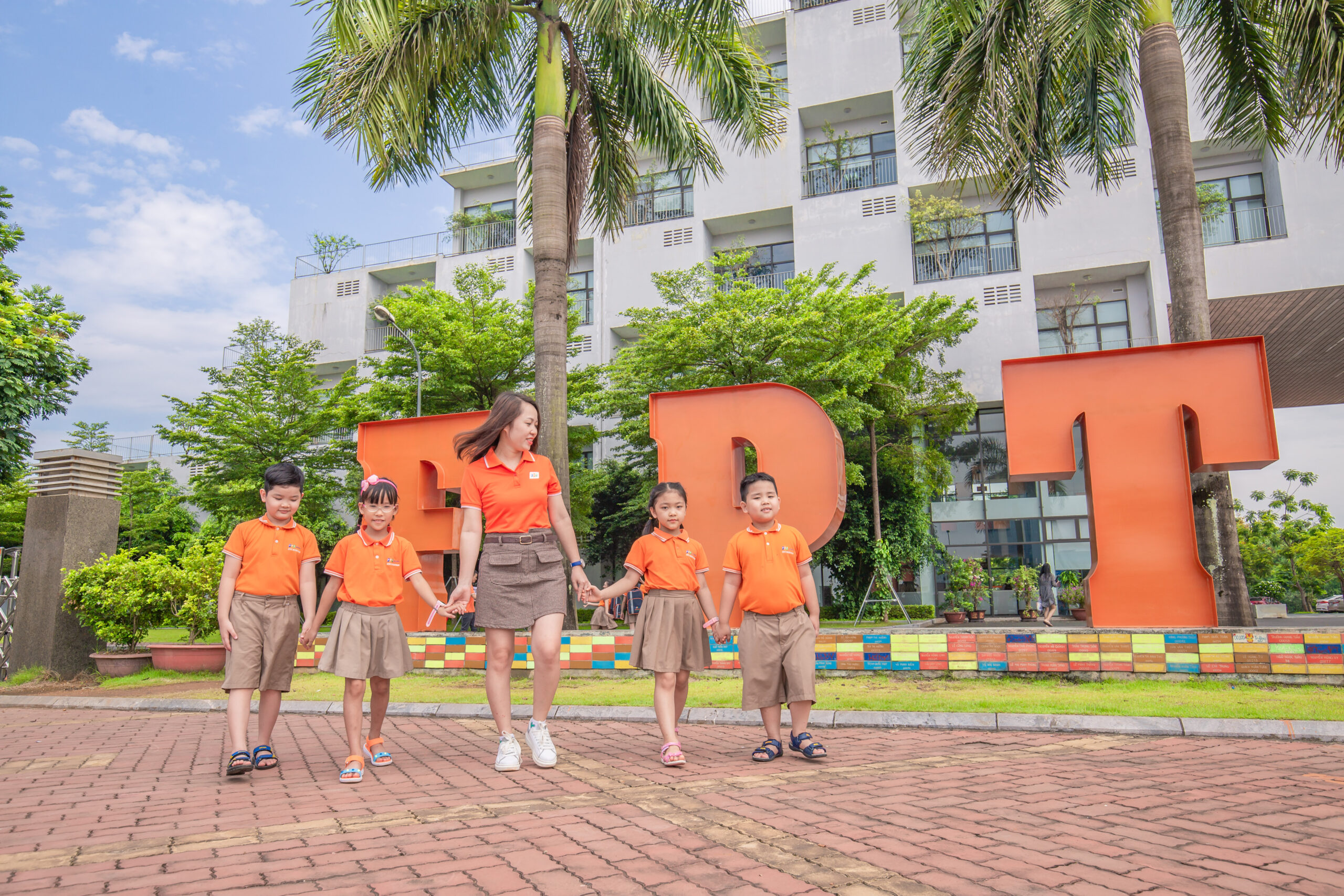 Bí Quyết Nuôi Dạy Con Ngoan Giúp Trẻ Tự Giác Mà Không Cần Nhắc Nhở