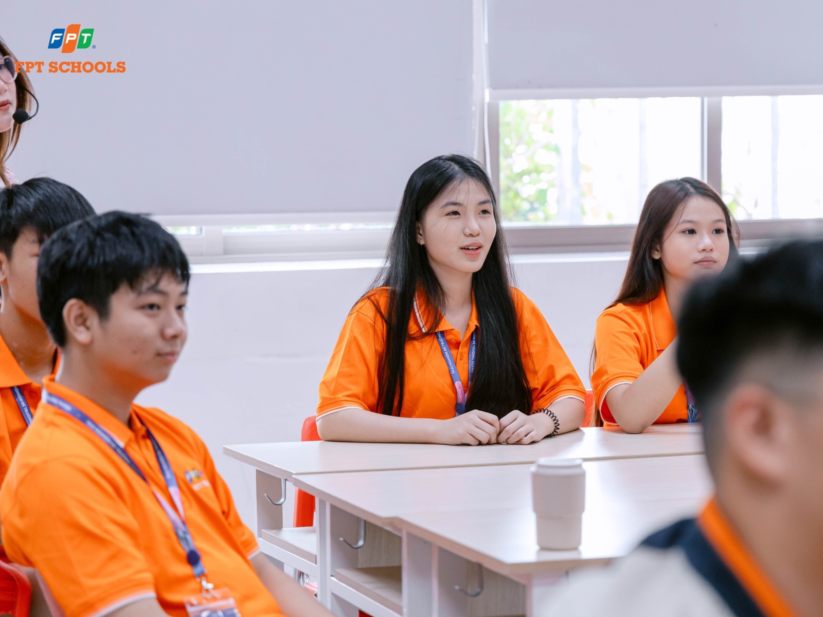 Các môn học lớp 10 theo chương trình mới gồm những môn nào? - FPT Education Tổ hợp định hướng nghệ thuật