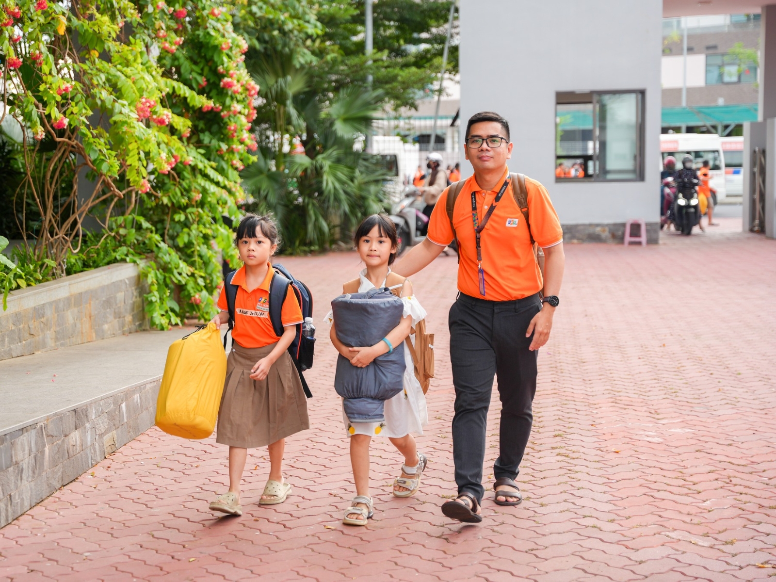 Các phương pháp giáo dục sớm cho trẻ được áp dụng phổ biến hiện nay - FPT Education Phương pháp Waldorf (Steiner) hướng đến việc nuôi dưỡng cảm xúc