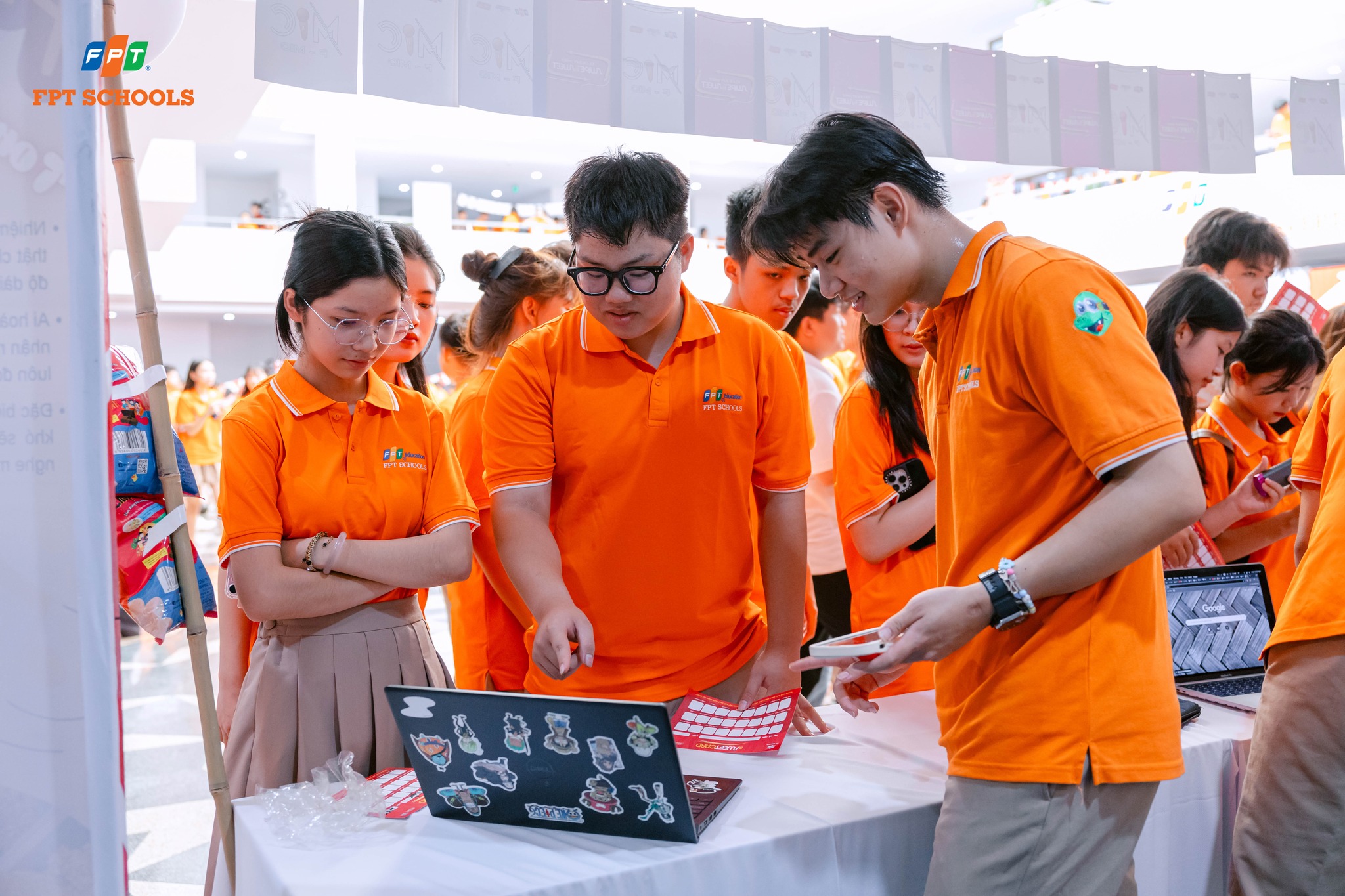 10 Cách Giúp Con Tập Trung Khi Học Online Hiệu Quả - FPT Education 10 Cách Giúp Con Tập Trung Khi Học Online Hiệu Quả