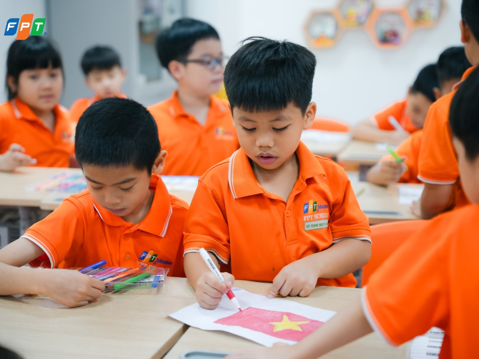 6 cách phát triển tài năng của trẻ giúp con tỏa sáng đúng thời điểm vàng - FPT Education Đánh giá năng lực qua bài test chuyên môn (nếu cần)